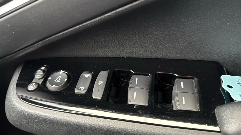 Honda HR-V 1.5 eHEV Advance 5dr CVT Hybrid Hatchback